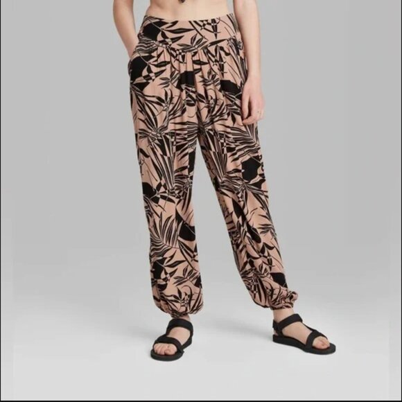 wild fable Pants - Wild Fable Tropical Pants Womens Size Small Tan Black Palm Leaf Flowy Pockets
